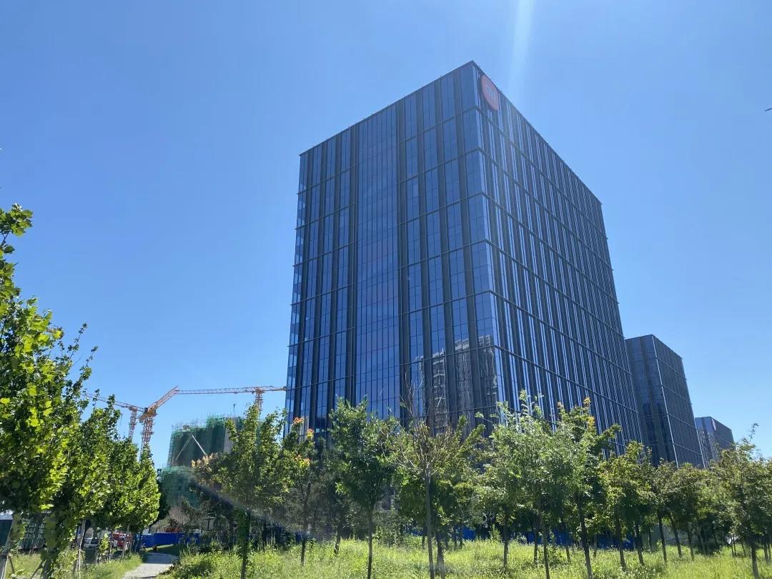 中建八局小米智慧产业园区项目竣工交付 