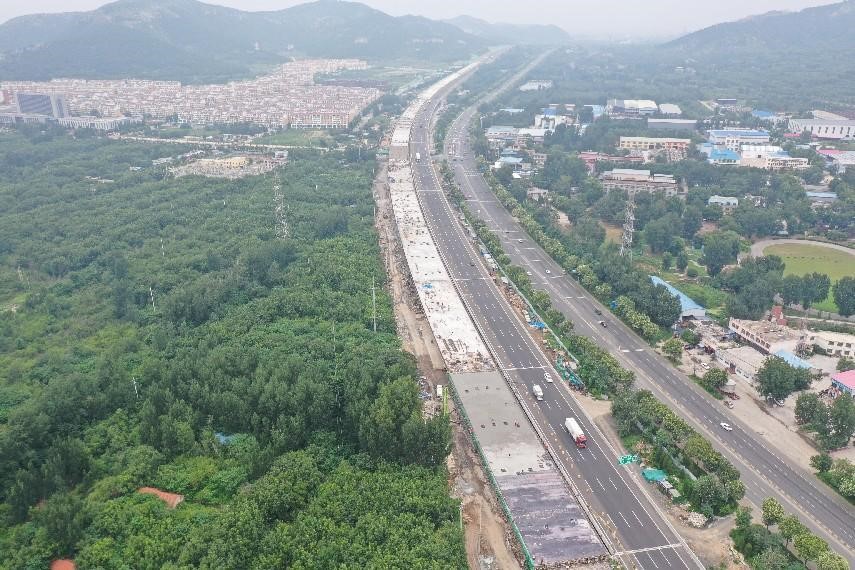 中建八局京台高速济泰段项目全线贯通