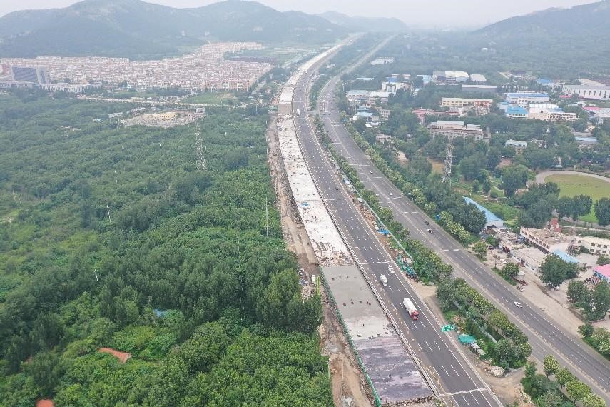 中建八局京台高速济泰段项目全线贯通 