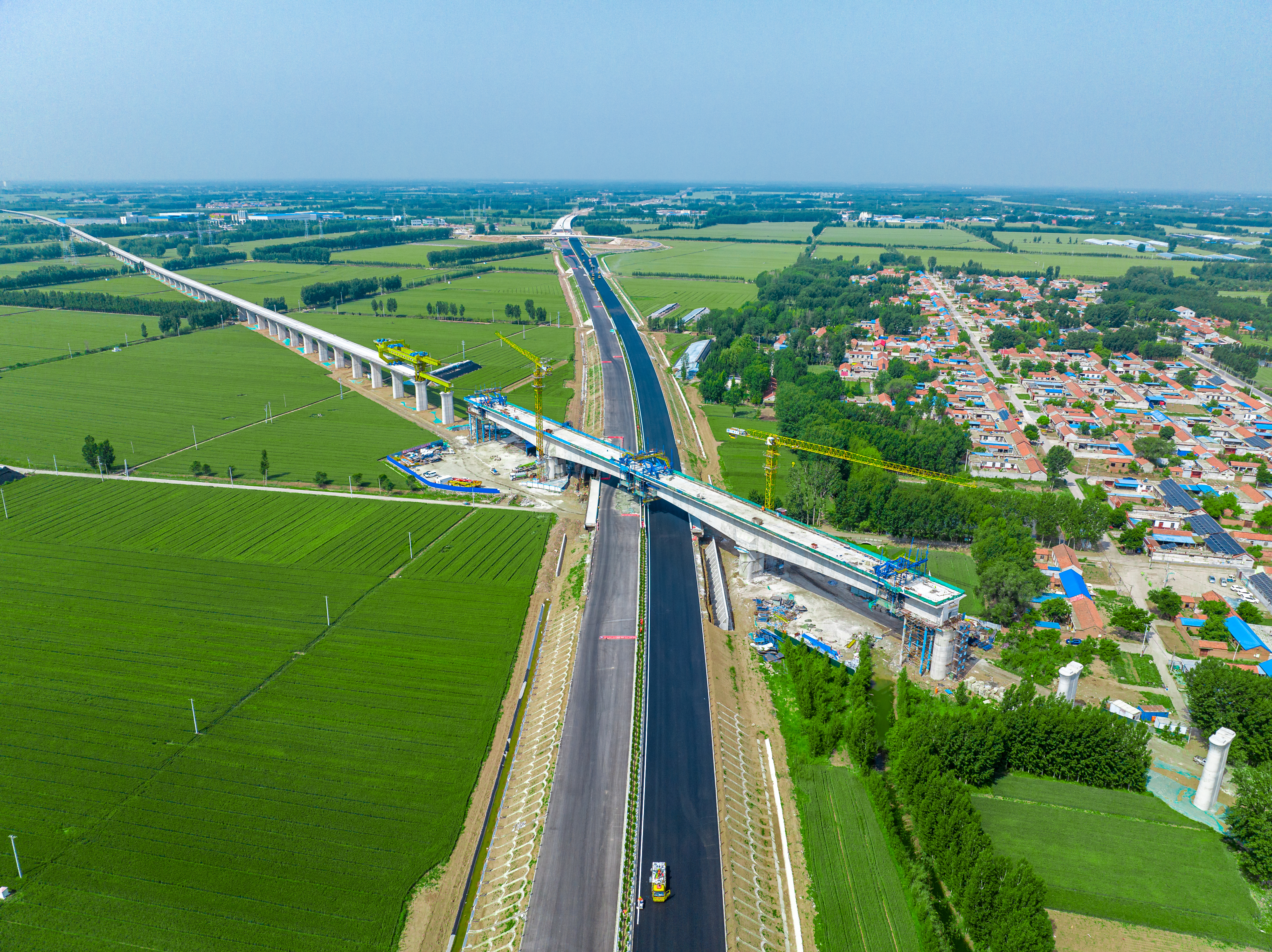 5月济滨高铁与大北环交叉口.jpg